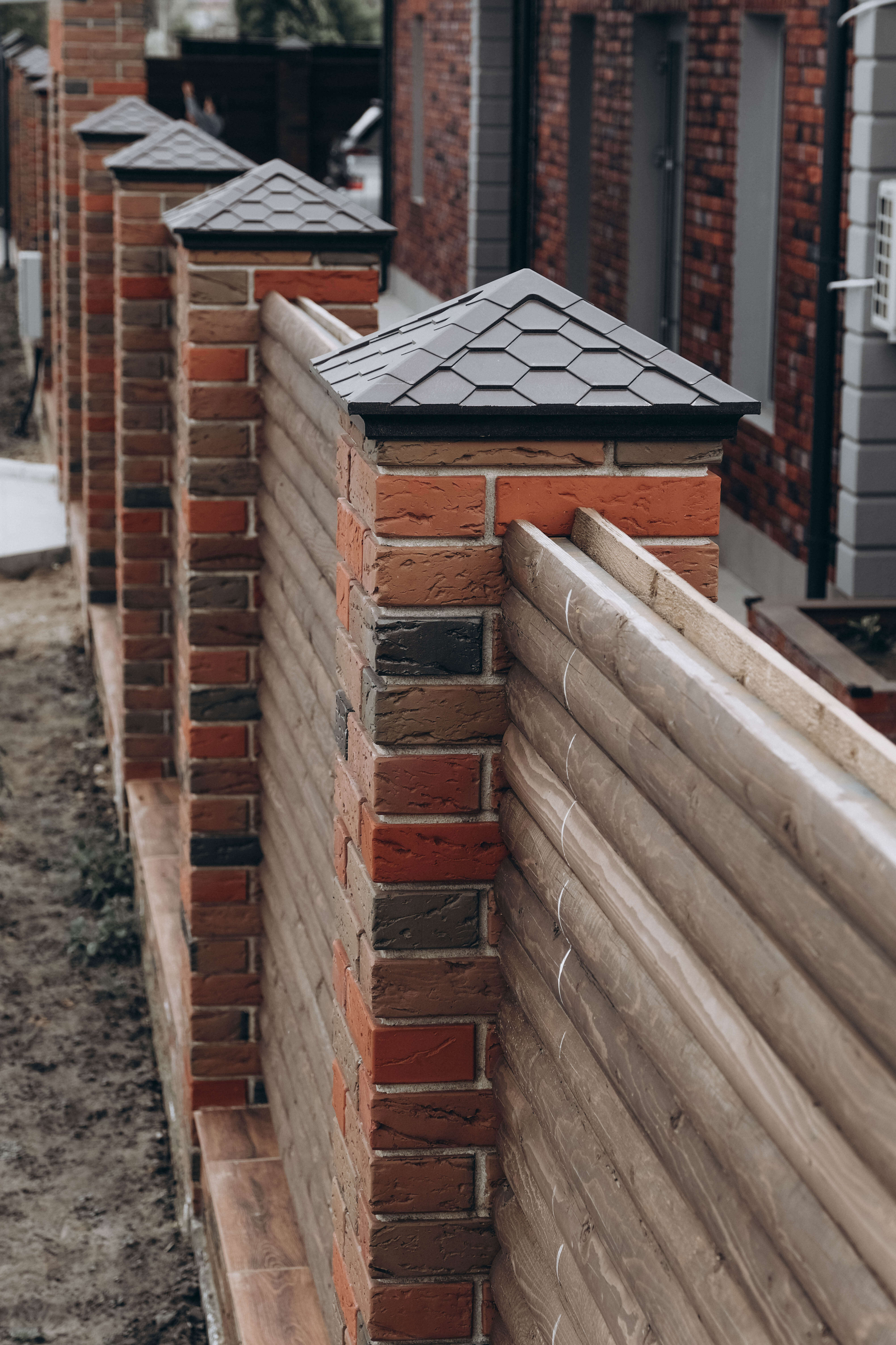 Колпак Zking Эверест Коричневый на столб 1.5х1.5 кирпича (390х390мм) в Армавире фото