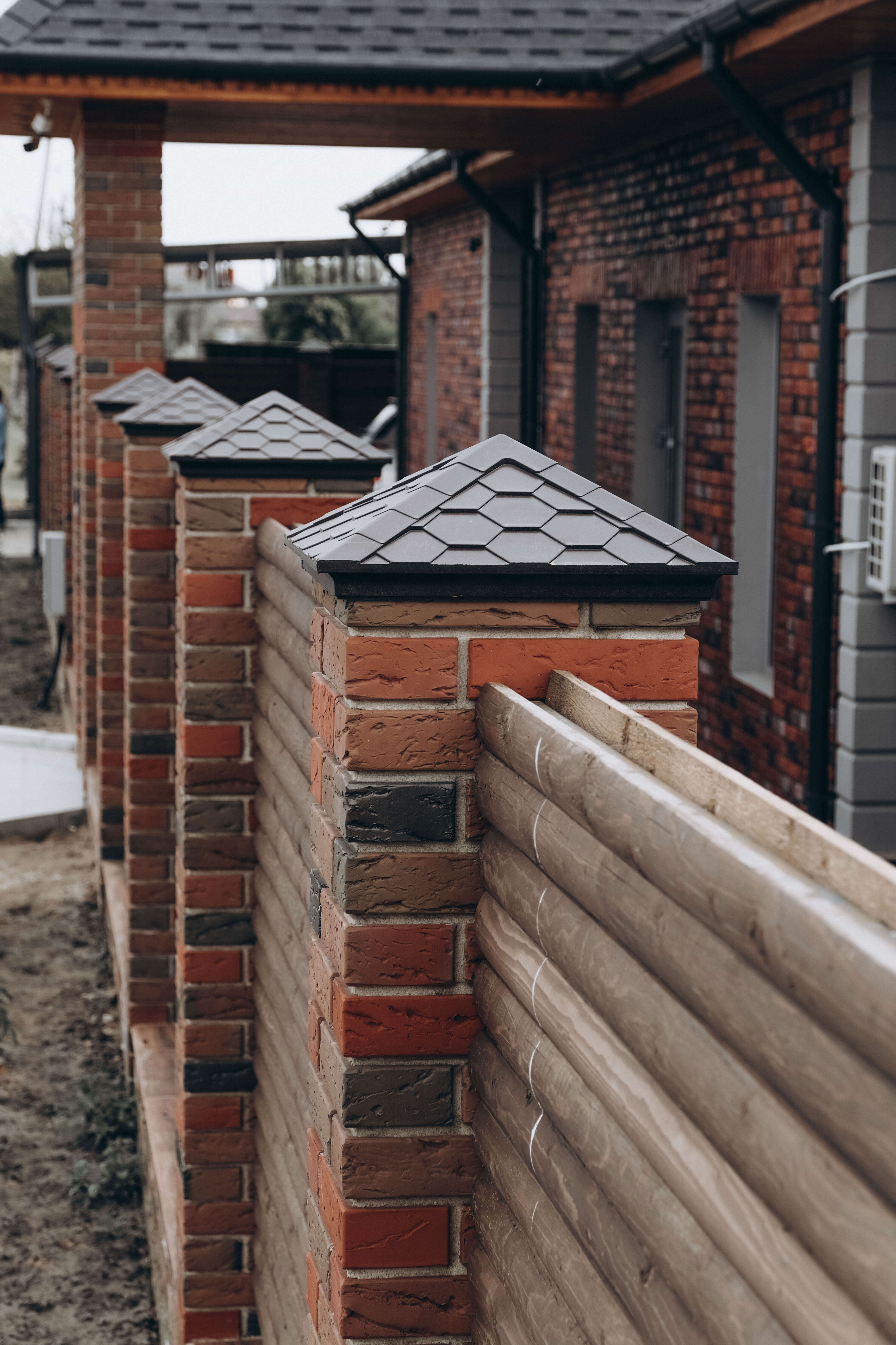 Колпак Zking Эверест Коричневый на столб 1.5х1.5 кирпича (390х390мм) в Армавире фото